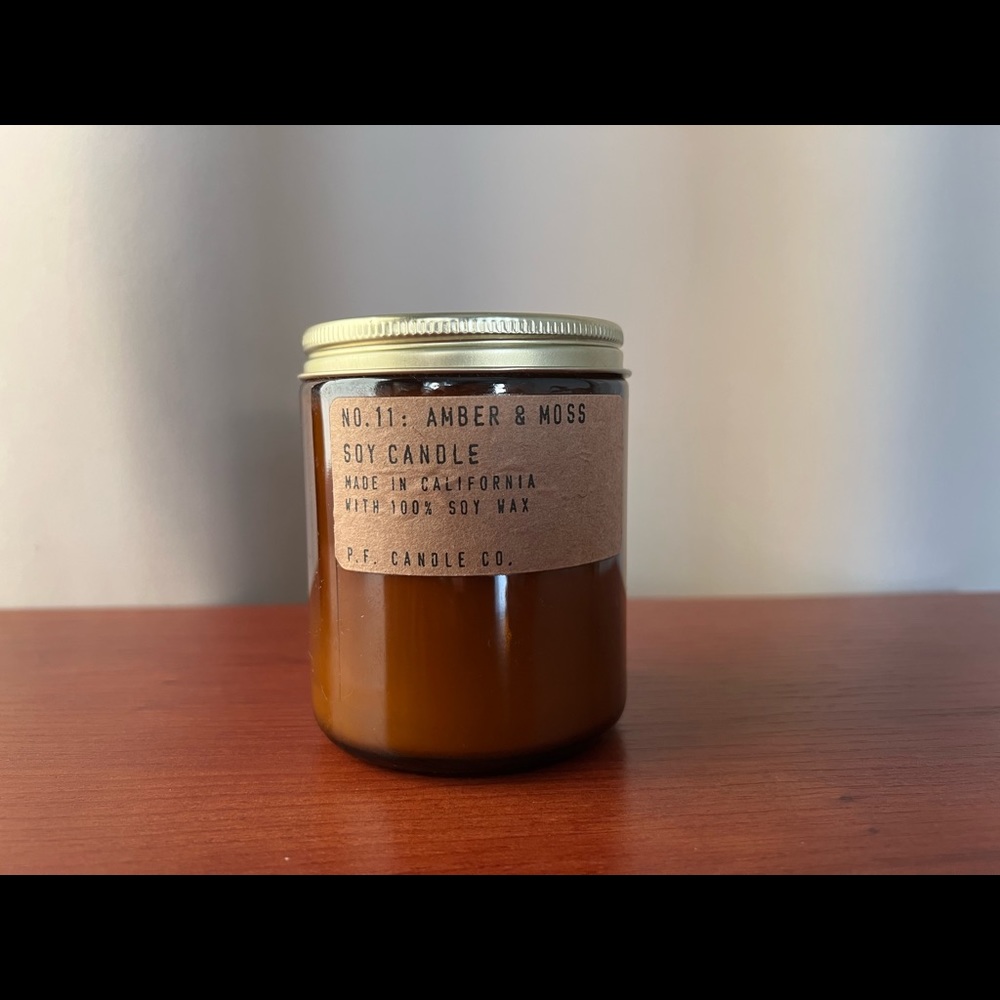 P.F. CANDLE CO. NO.11 ANBER & MOSS SOY CANDLE